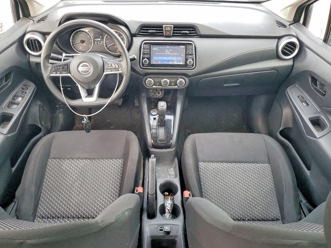 2021 NISSAN VERSA S photo 8