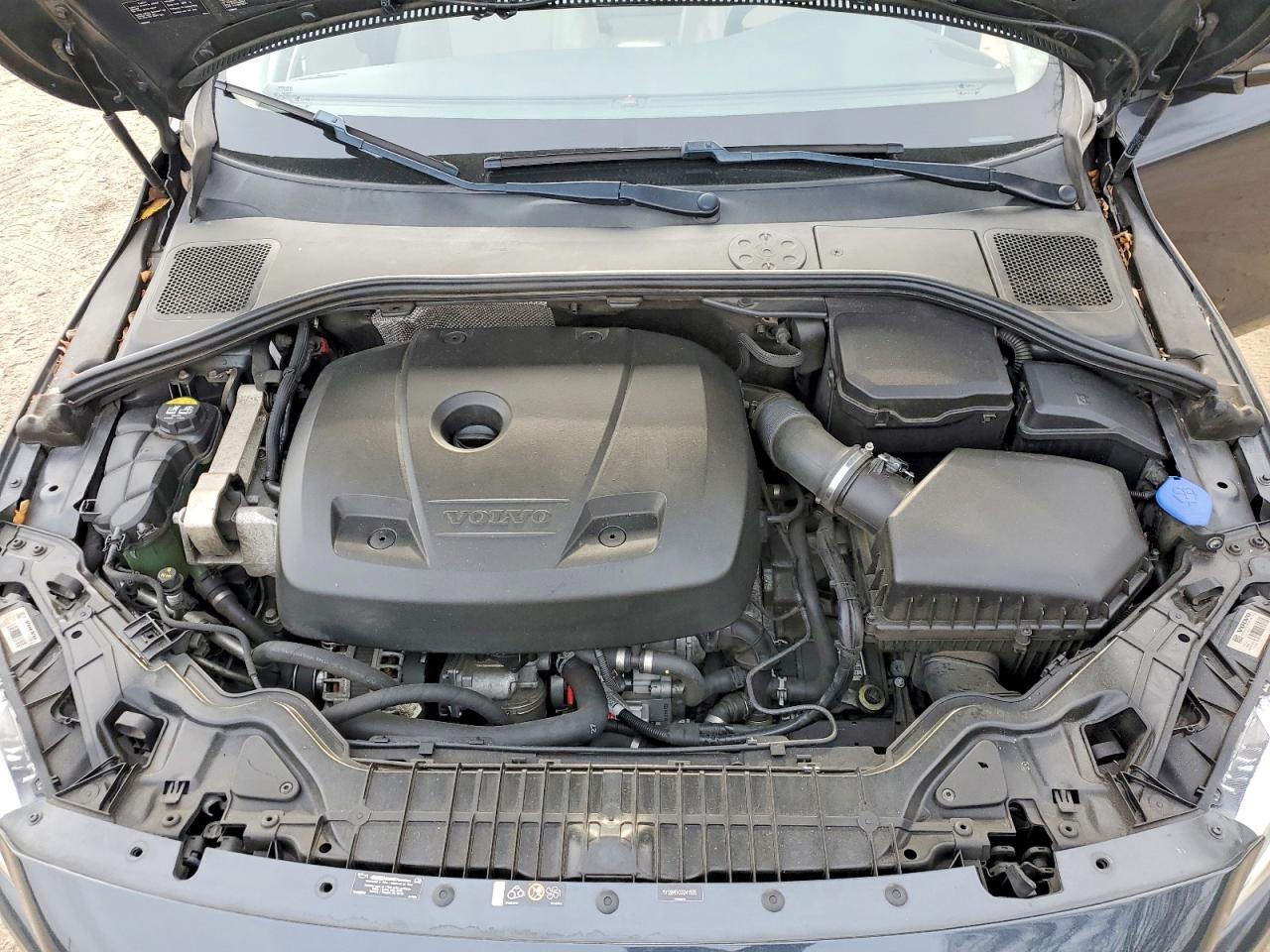 2016 VOLVO S60 PREMIER photo 11