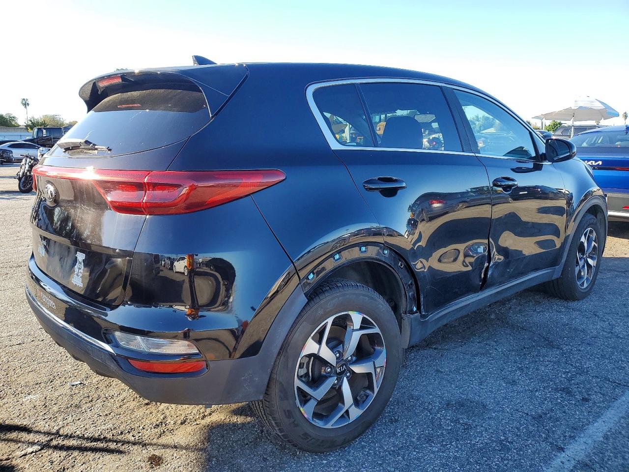 2021 KIA SPORTAGE LX photo 3