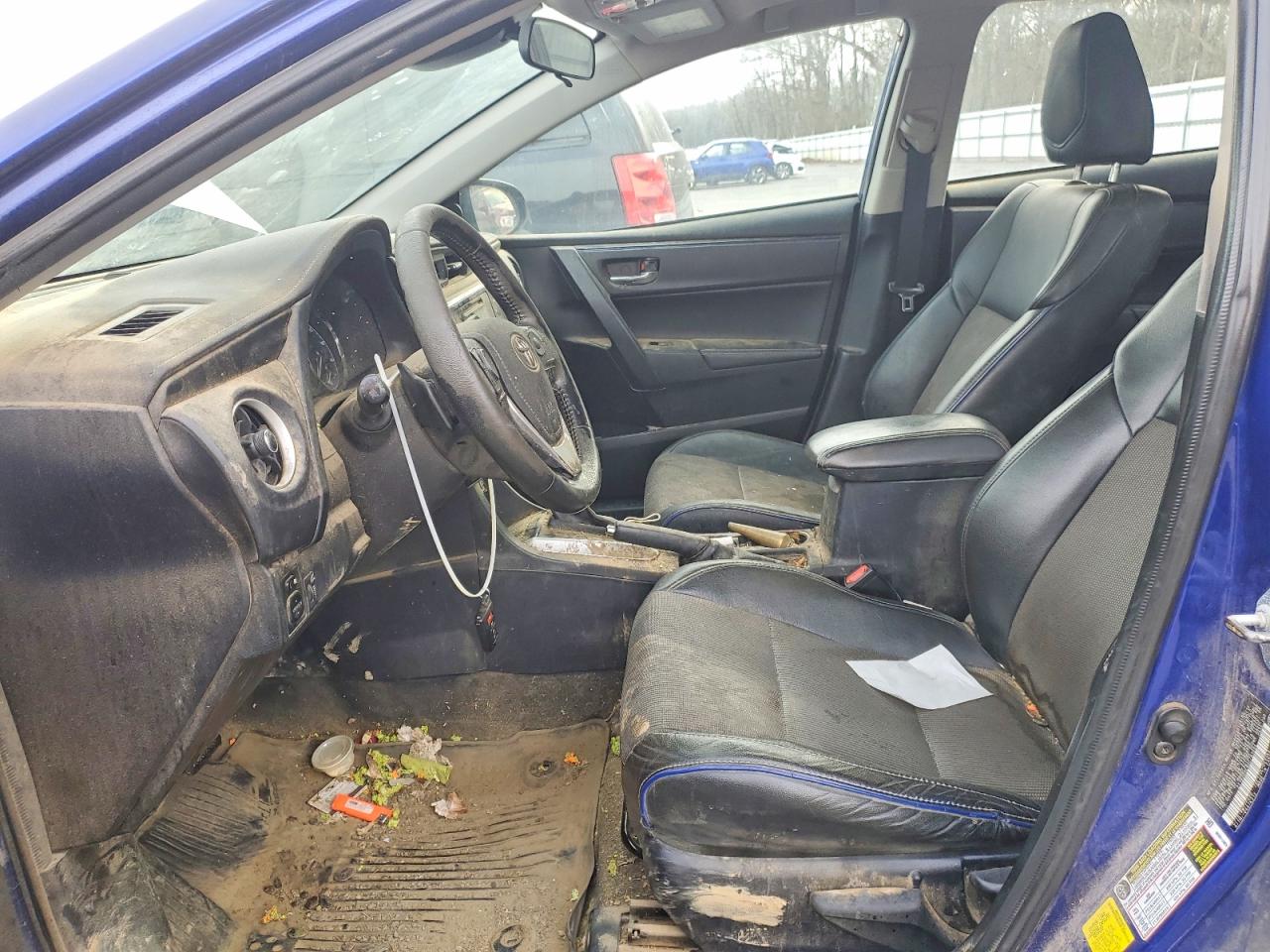 2017 TOYOTA COROLLA L photo 7