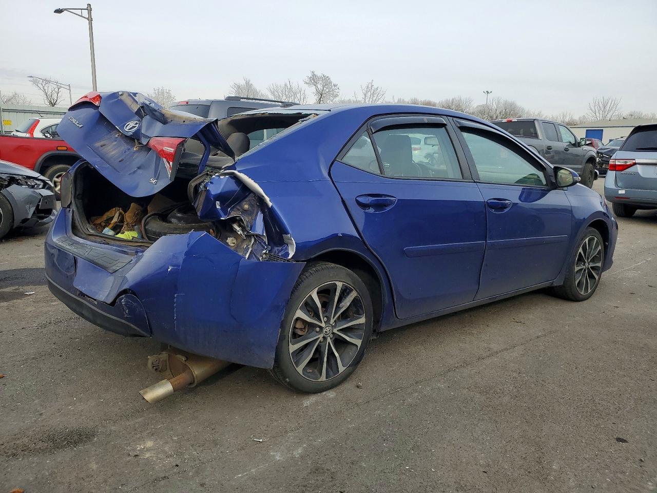 2017 TOYOTA COROLLA L photo 3