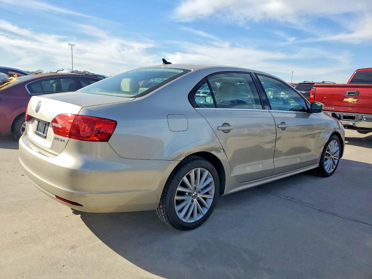 2013 VOLKSWAGEN JETTA SEL photo 3
