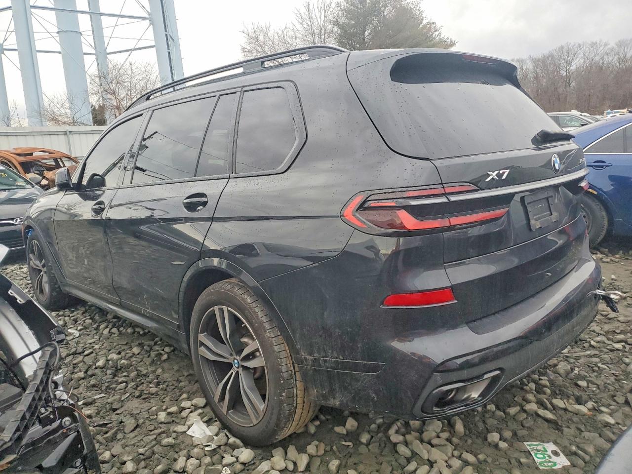 2025 BMW X7 XDRIVE40I photo 2