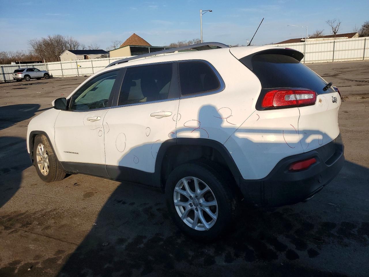 2014 JEEP CHEROKEE LATITUDE photo 2