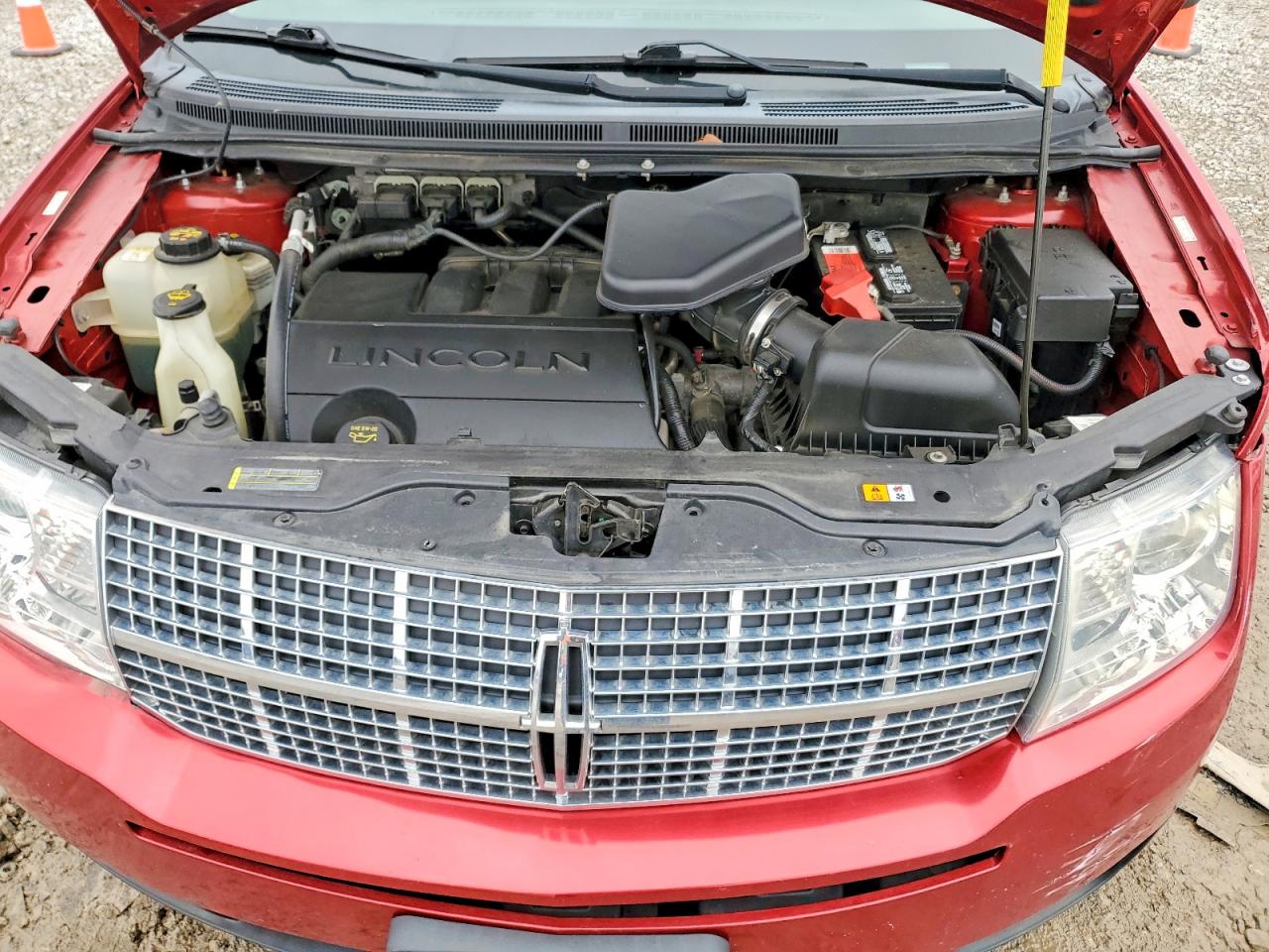 2010 LINCOLN MKX photo 12