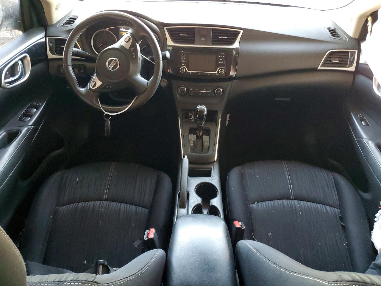 2016 NISSAN SENTRA S photo 8