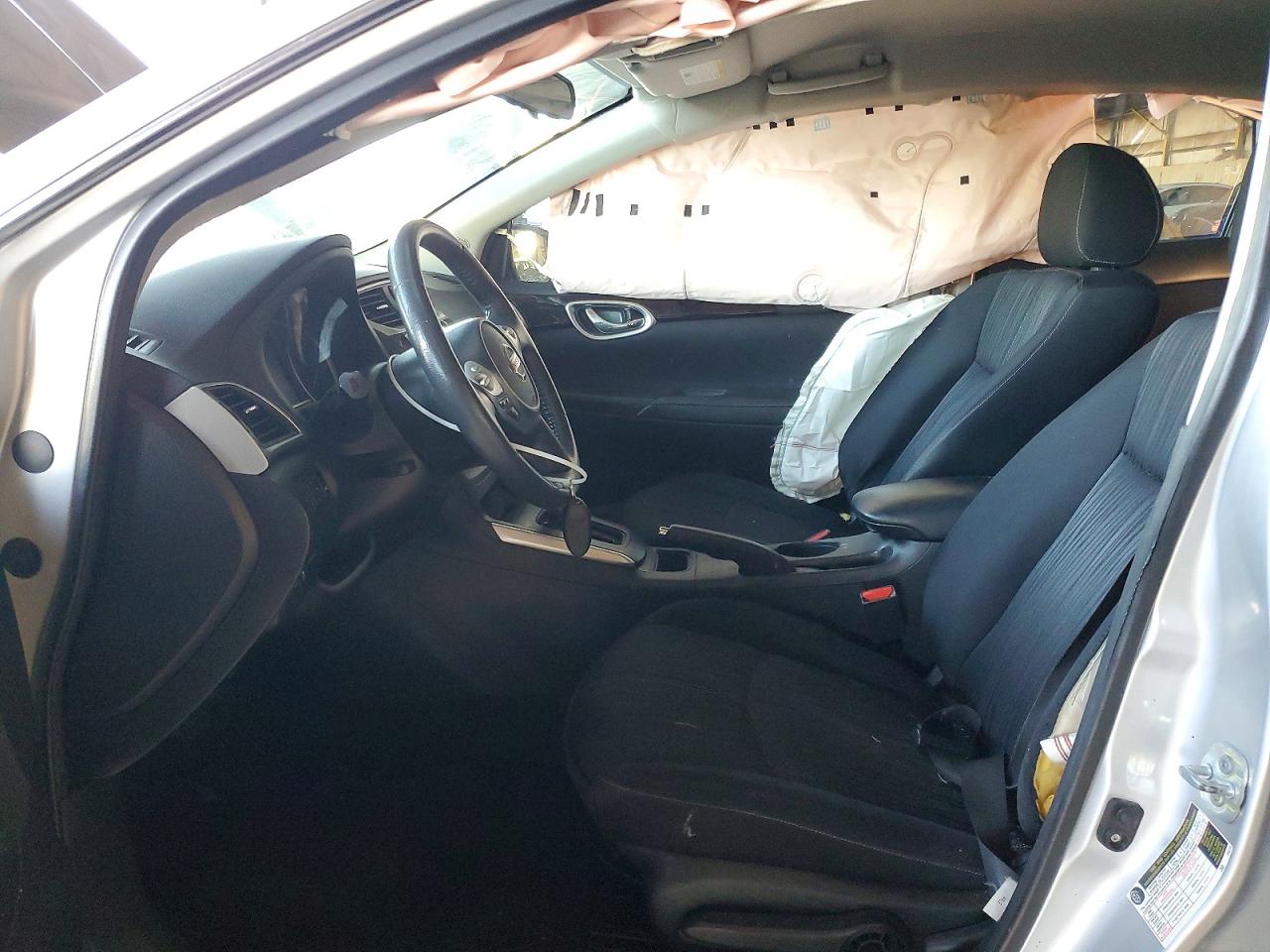2016 NISSAN SENTRA S photo 7