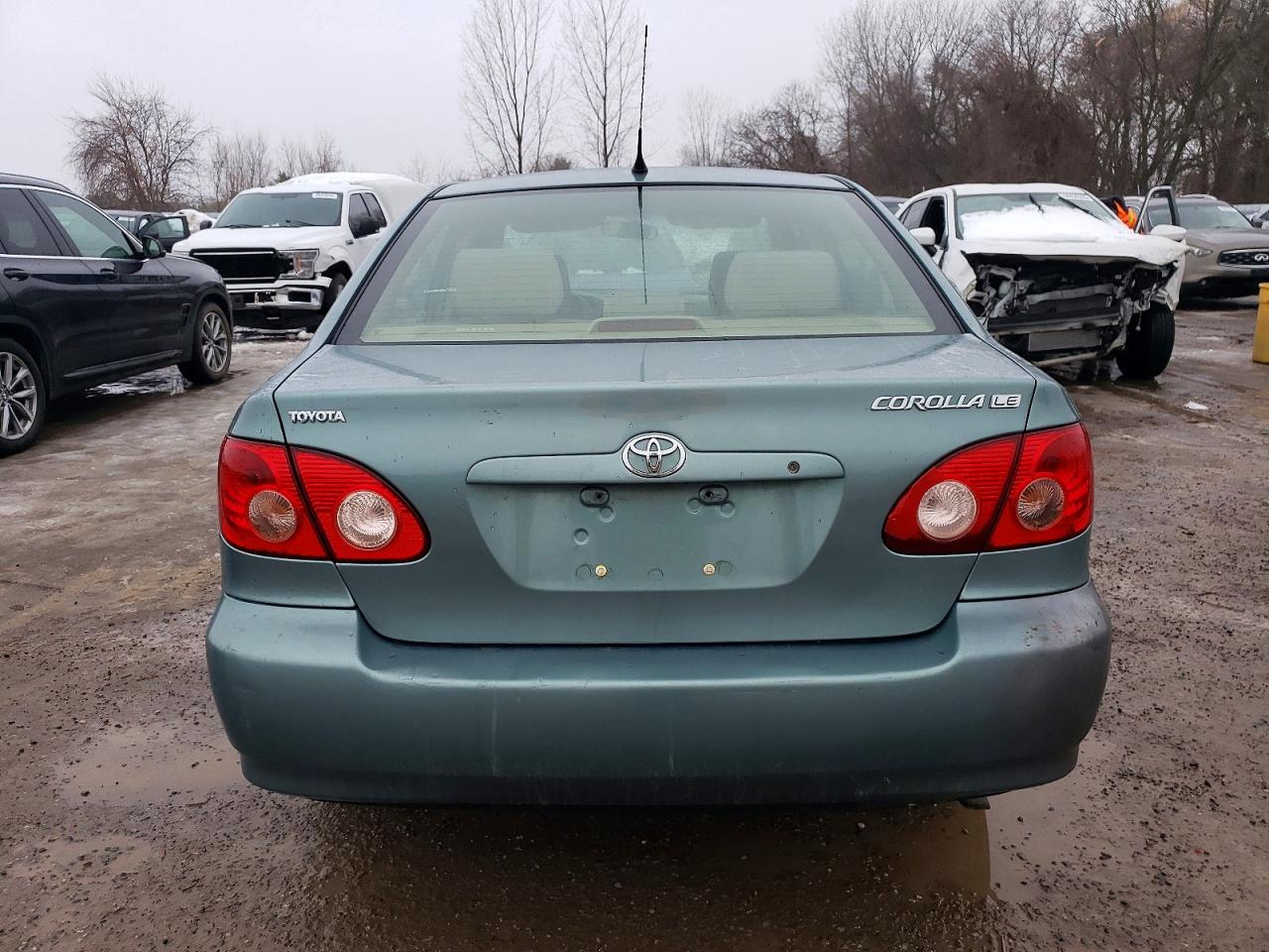 2005 TOYOTA COROLLA CE photo 6