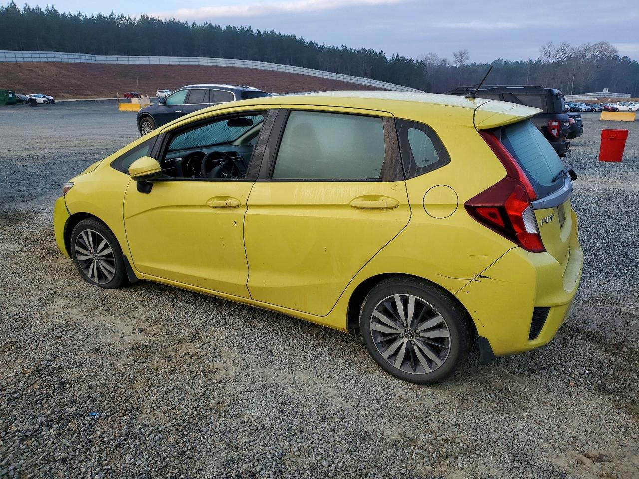 2015 HONDA FIT EX photo 2