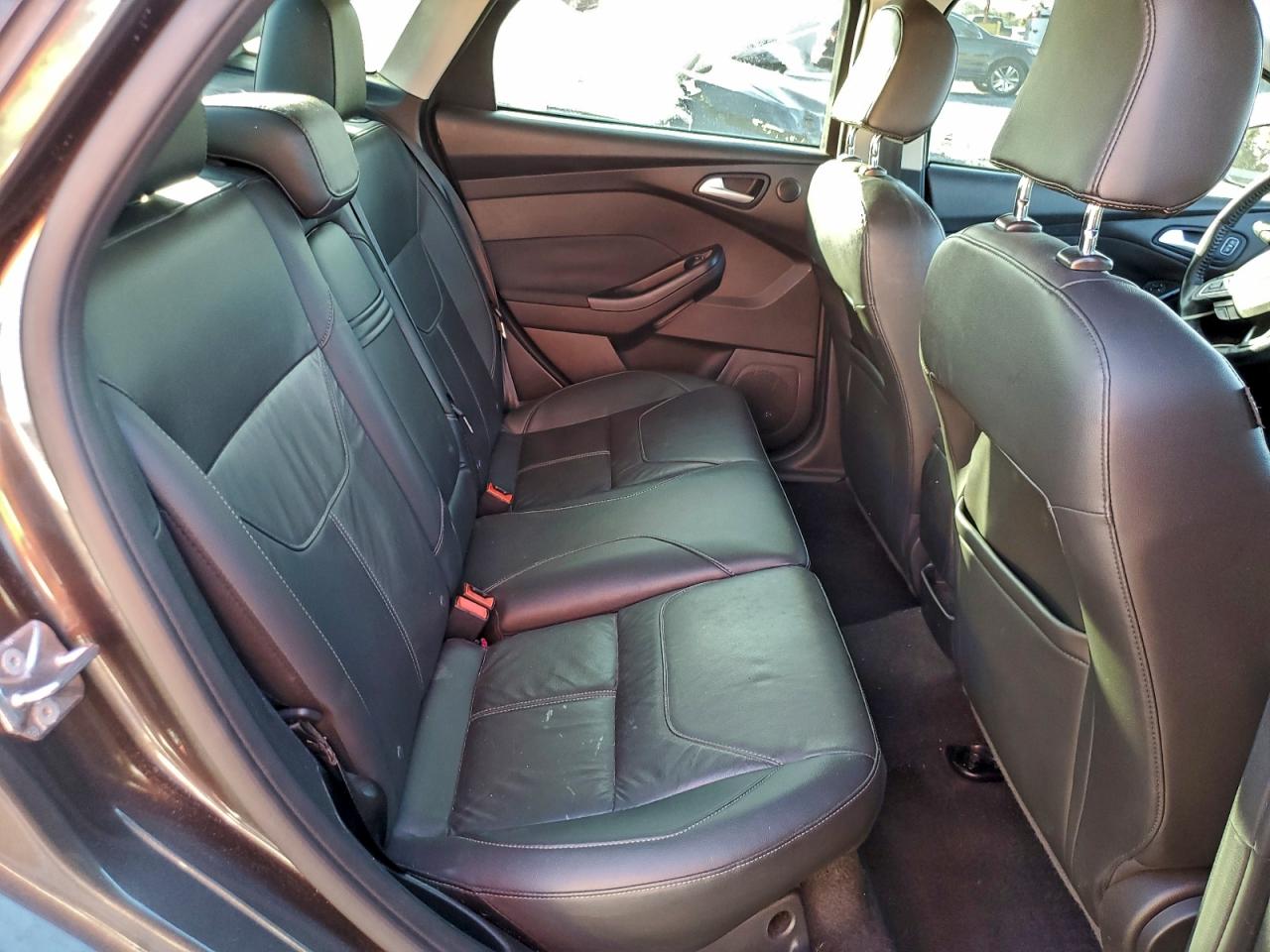 2015 FORD FOCUS TITANIUM photo 10