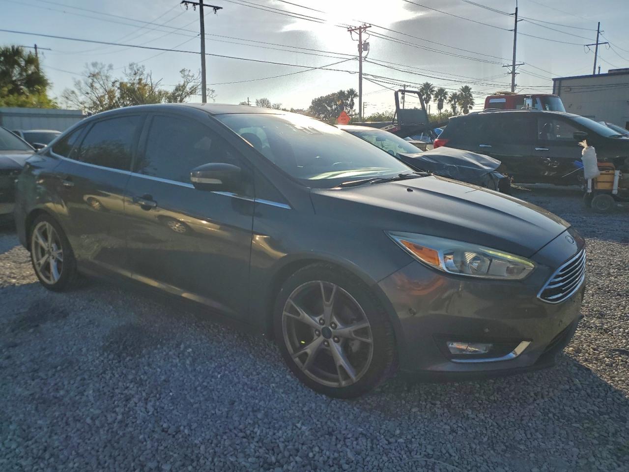 2015 FORD FOCUS TITANIUM photo 4