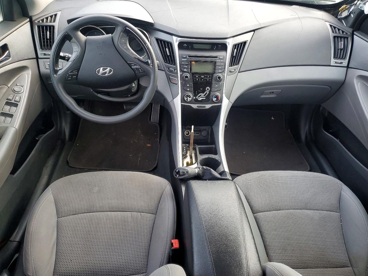 2013 HYUNDAI SONATA GLS photo 8