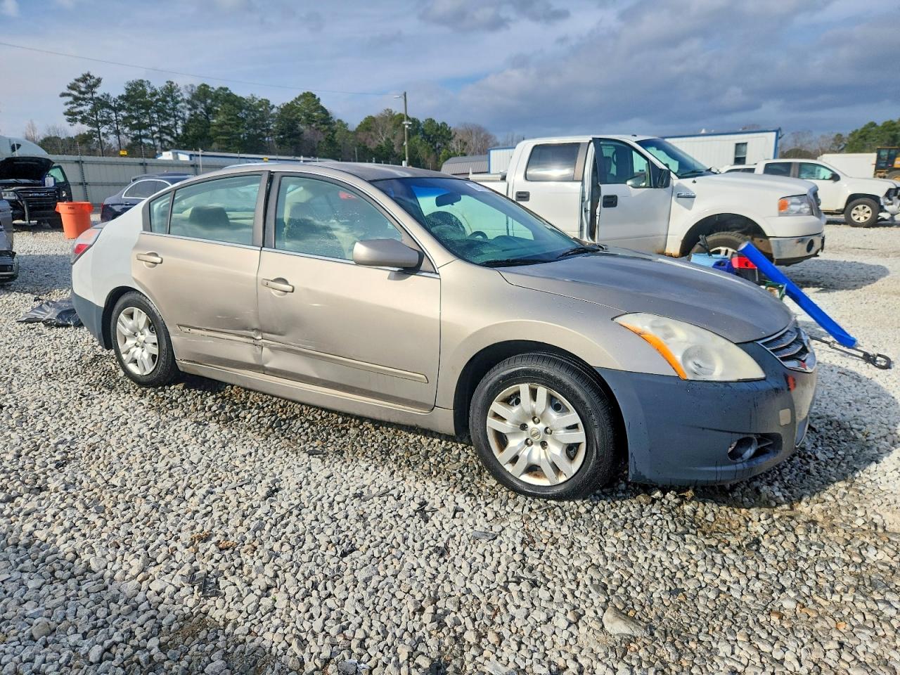 2011 NISSAN ALTIMA BASE photo 4
