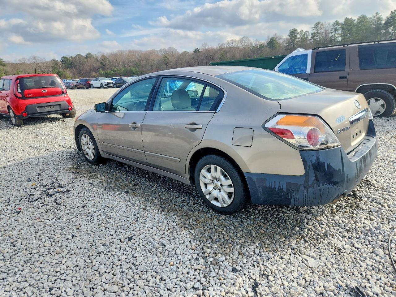 2011 NISSAN ALTIMA BASE photo 2