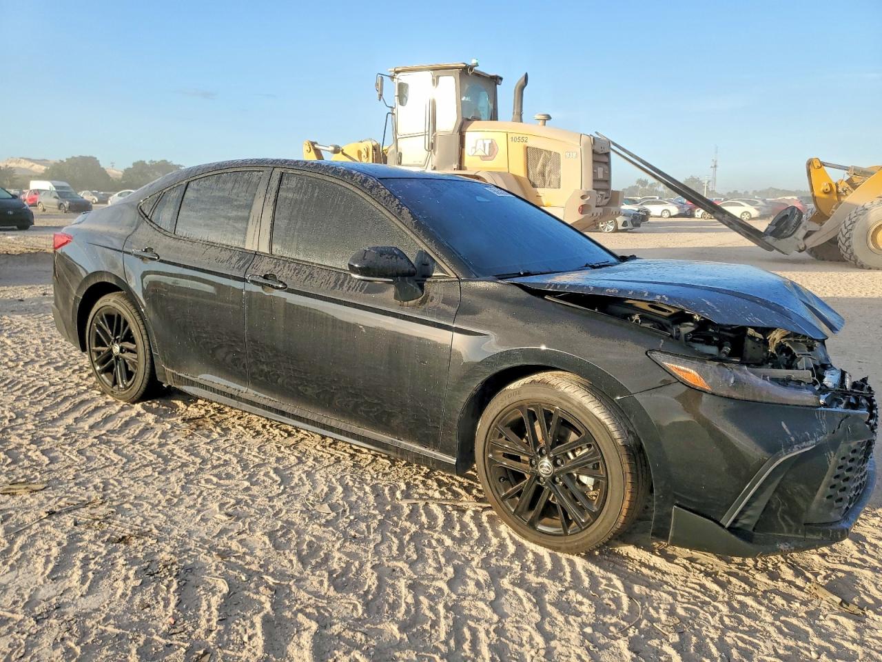 2025 TOYOTA CAMRY XSE photo 4