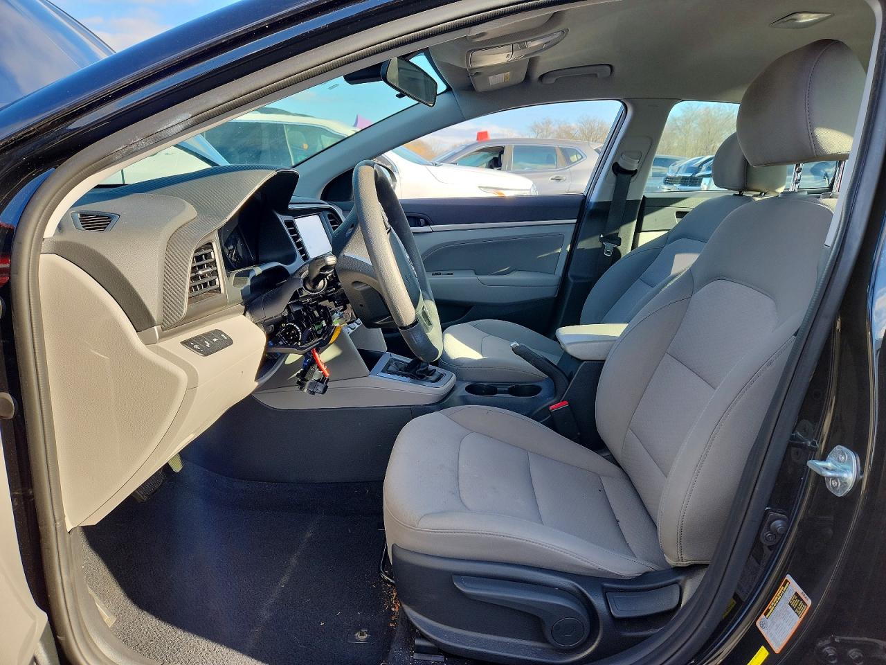 2020 HYUNDAI ELANTRA SEL photo 7