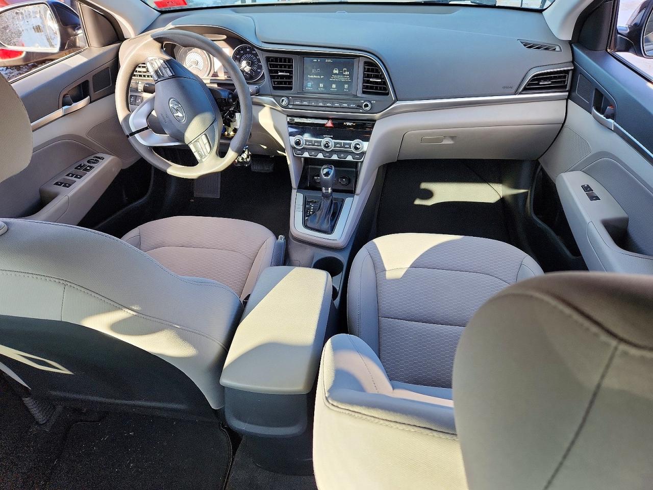 2020 HYUNDAI ELANTRA SEL photo 8