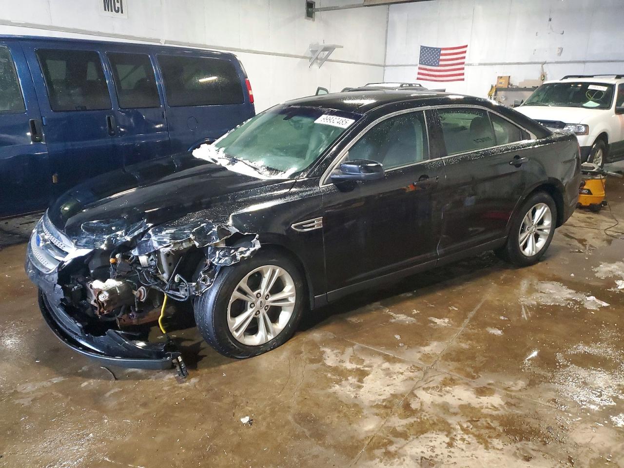 2012 FORD TAURUS