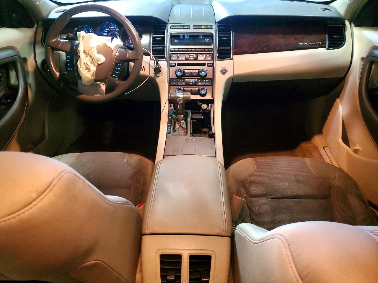 2012 FORD TAURUS SEL photo 8