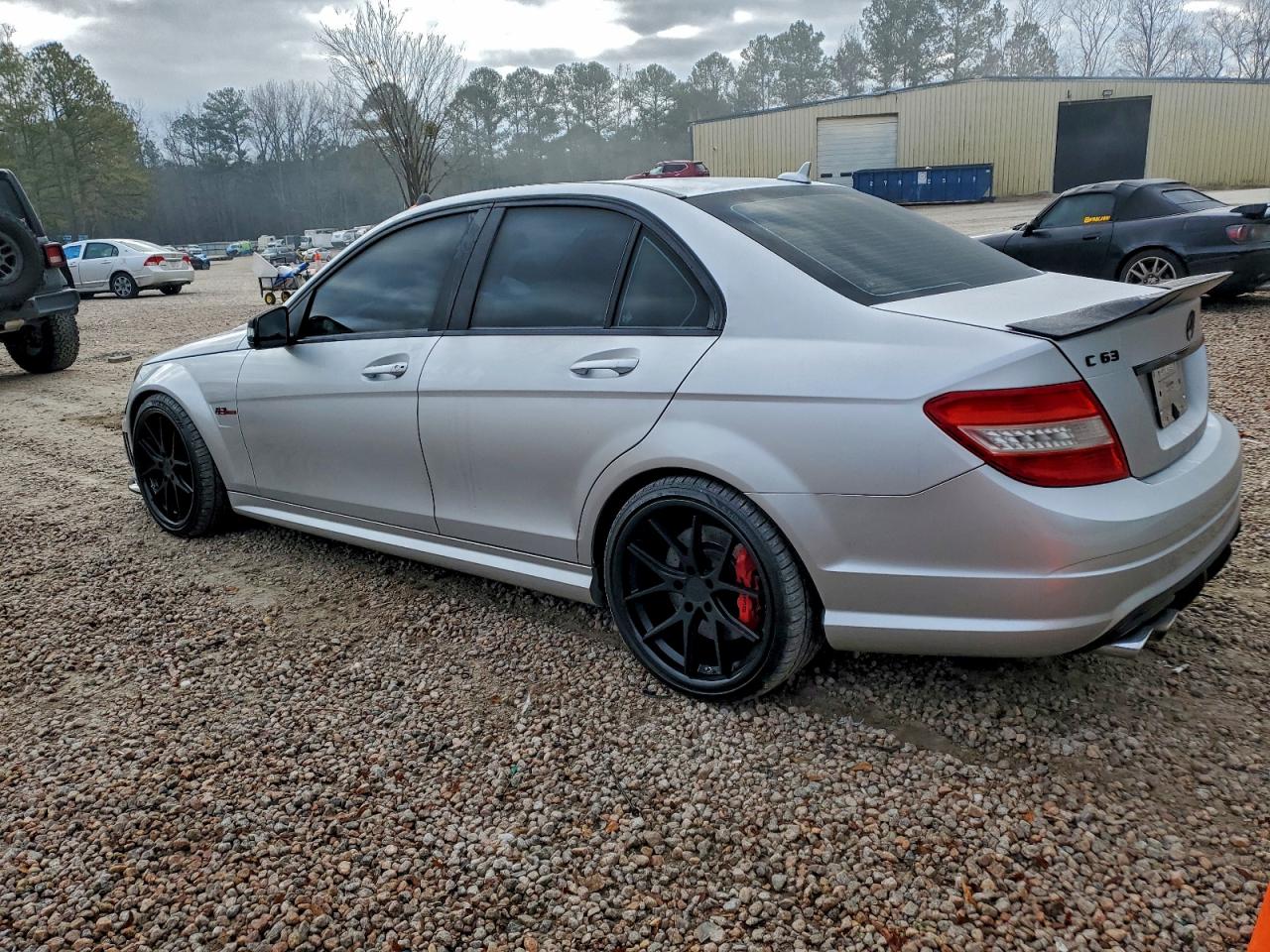 2010 MERCEDES-BENZ C 63 AMG photo 2