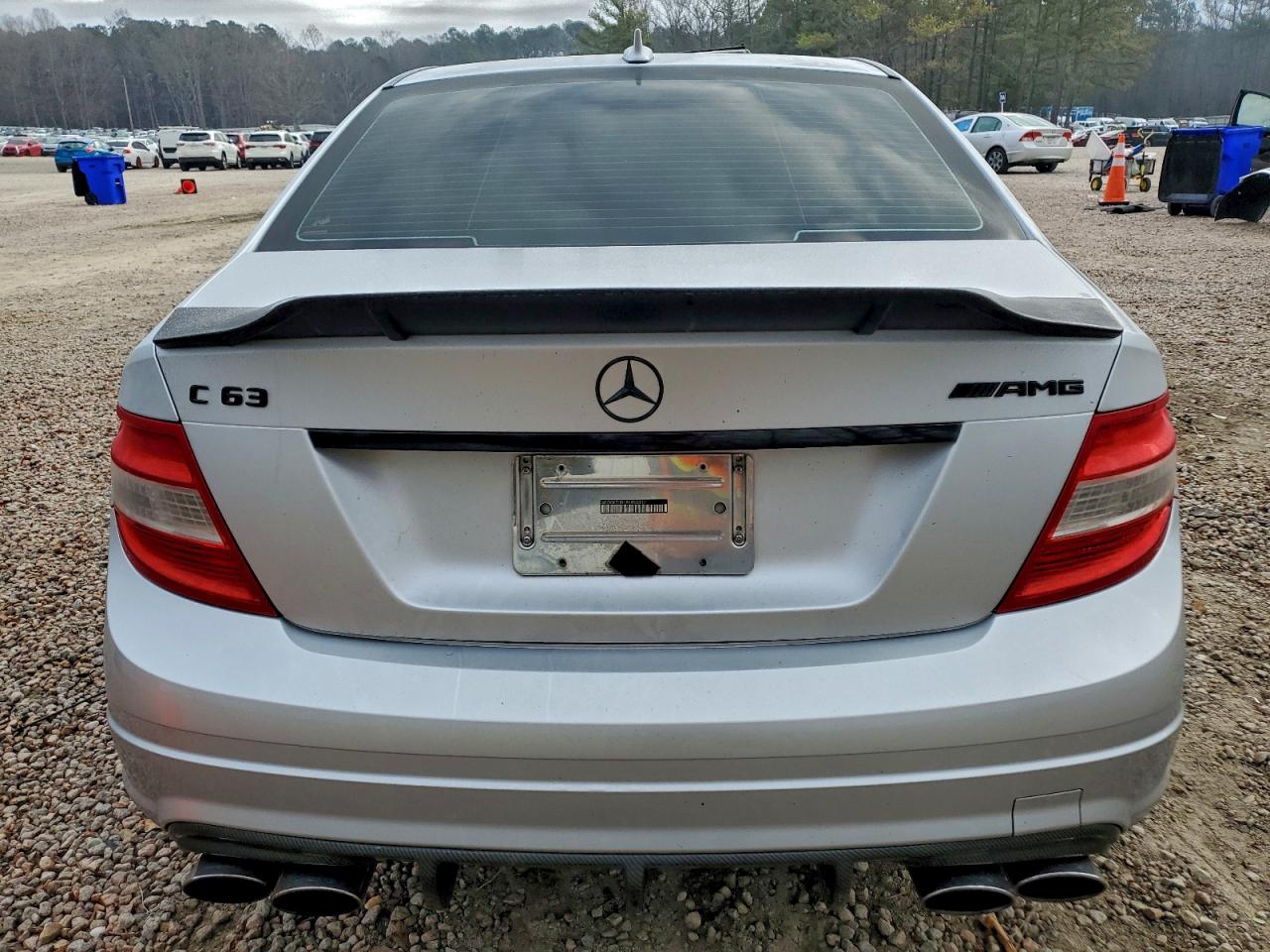 2010 MERCEDES-BENZ C 63 AMG photo 6