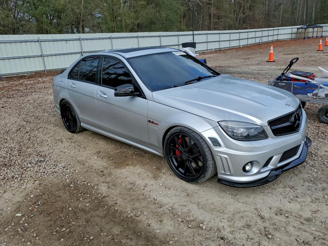 2010 MERCEDES-BENZ C 63 AMG photo 4