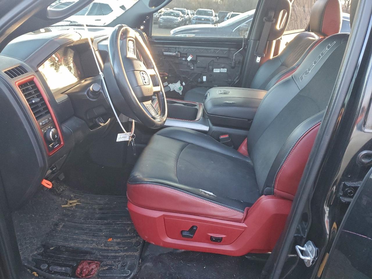 2016 RAM 1500 REBEL photo 7