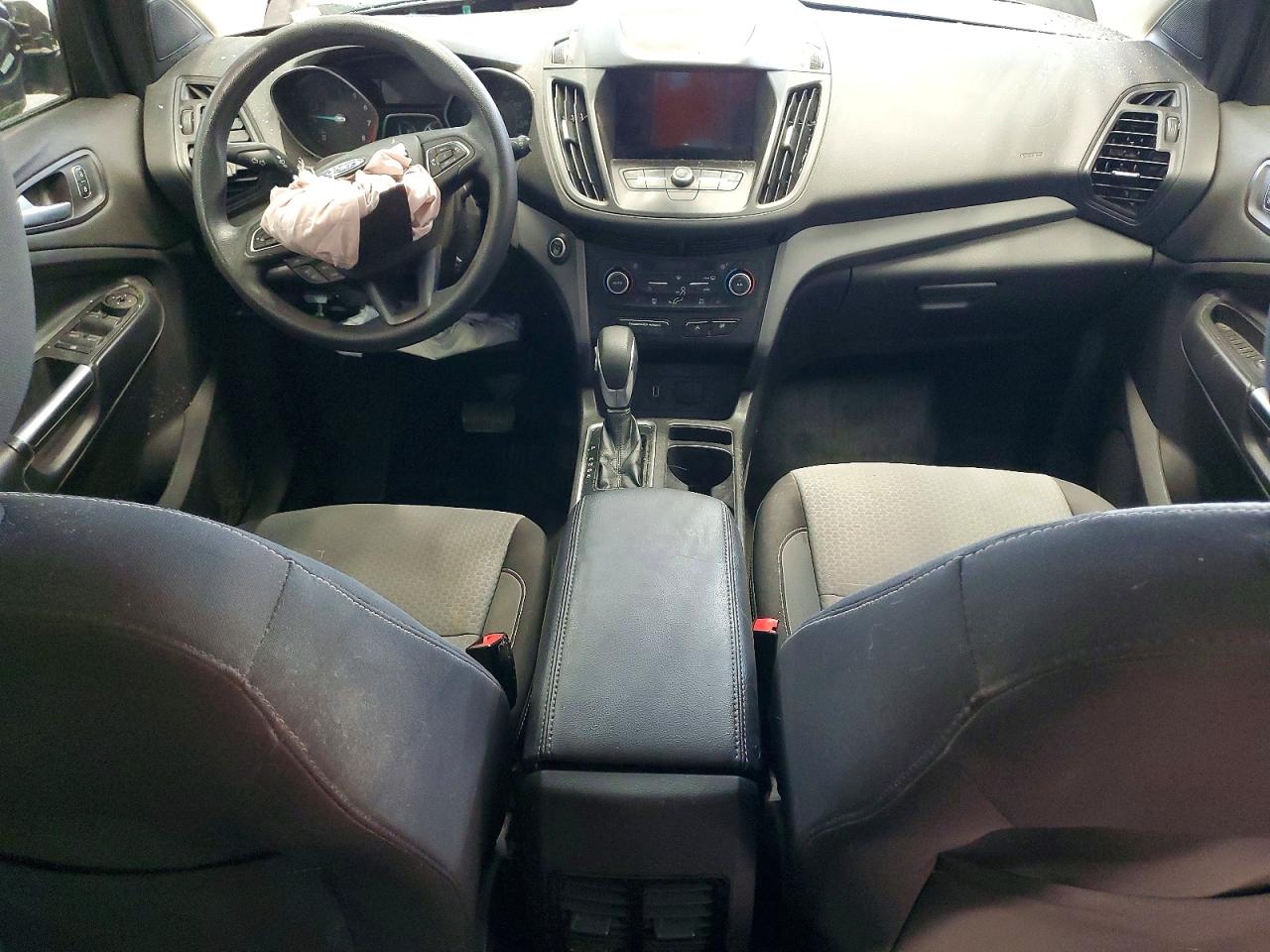 2019 FORD ESCAPE SE photo 8