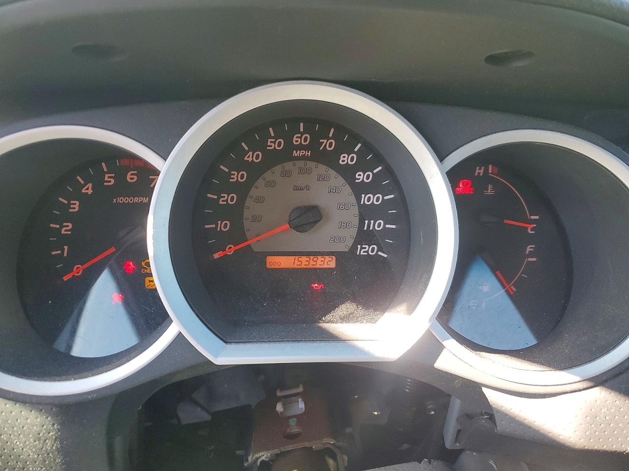 2009 TOYOTA TACOMA photo 9
