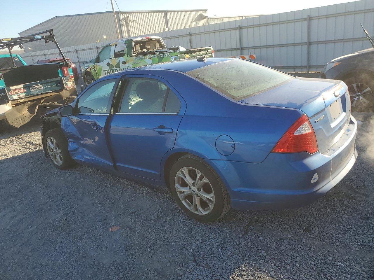 2012 FORD FUSION SE photo 2