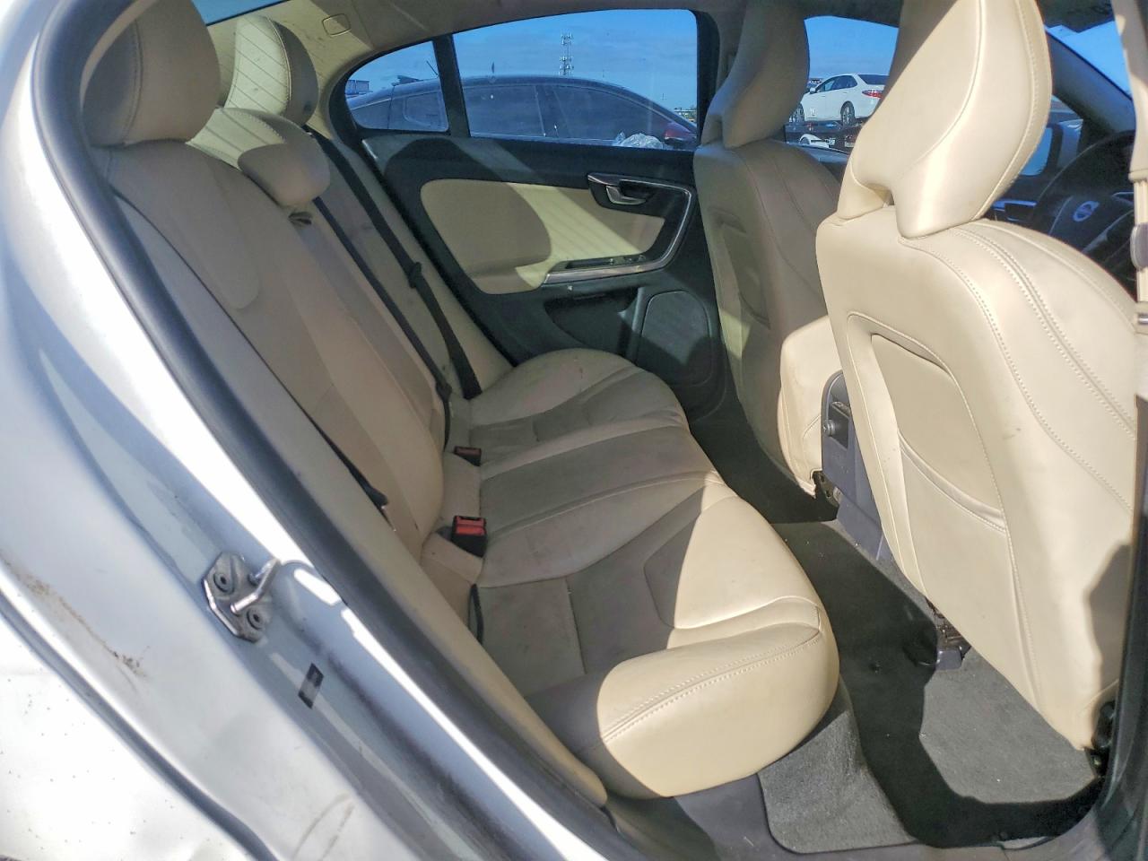 2017 VOLVO S60 DYNAMIC photo 28