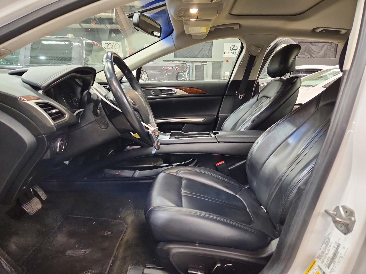 2016 LINCOLN MKZ photo 7