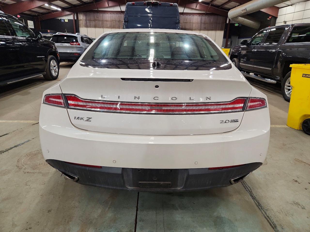 2016 LINCOLN MKZ photo 6