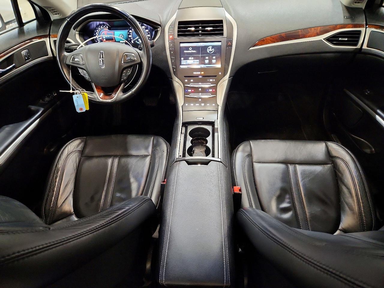 2016 LINCOLN MKZ photo 8