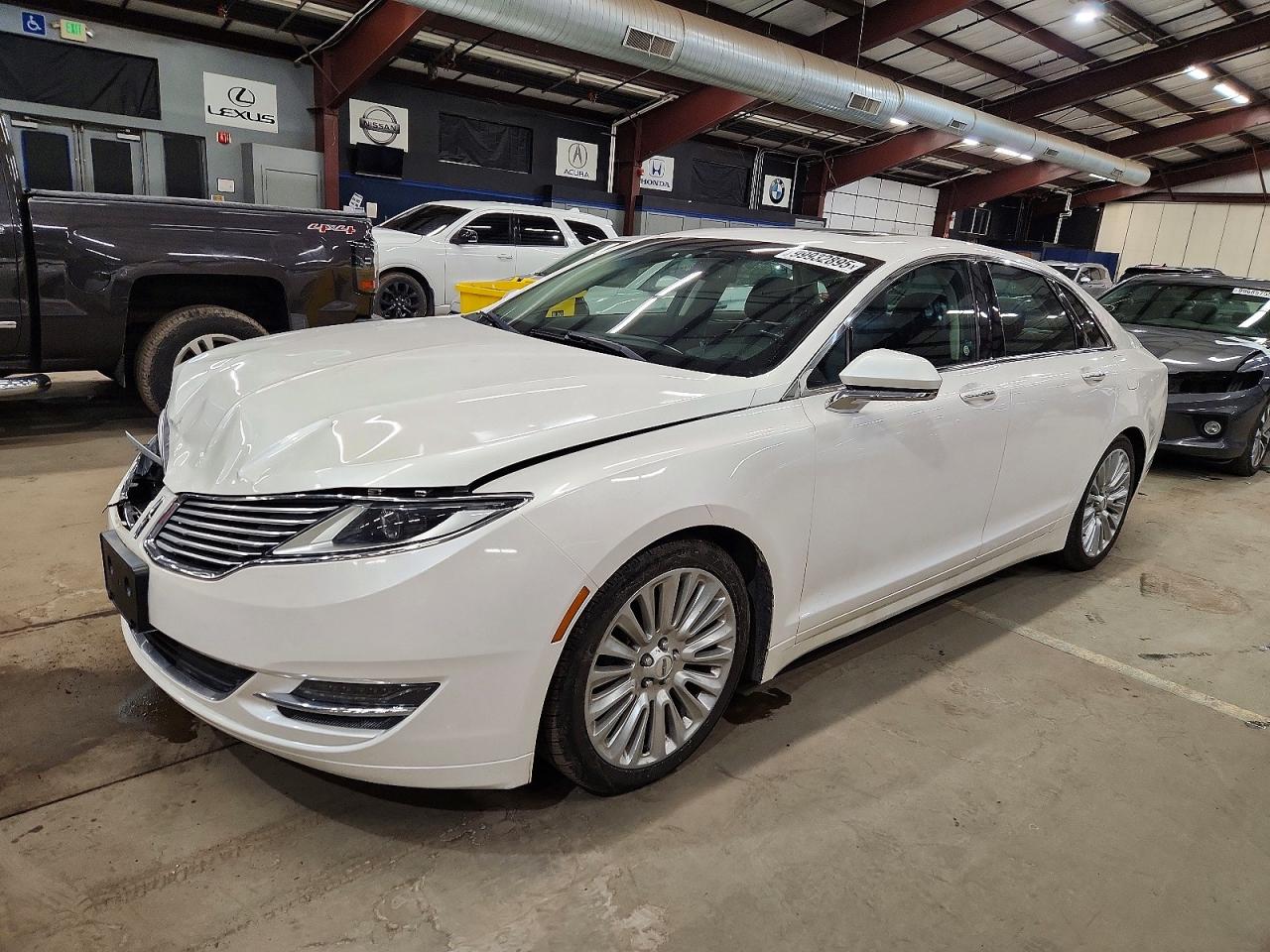 2016 LINCOLN MKZ