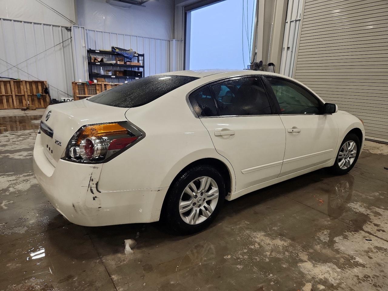 2011 NISSAN ALTIMA BASE photo 3