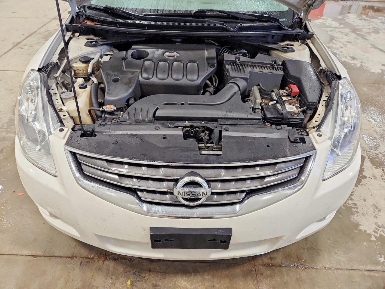 2011 NISSAN ALTIMA BASE photo 11