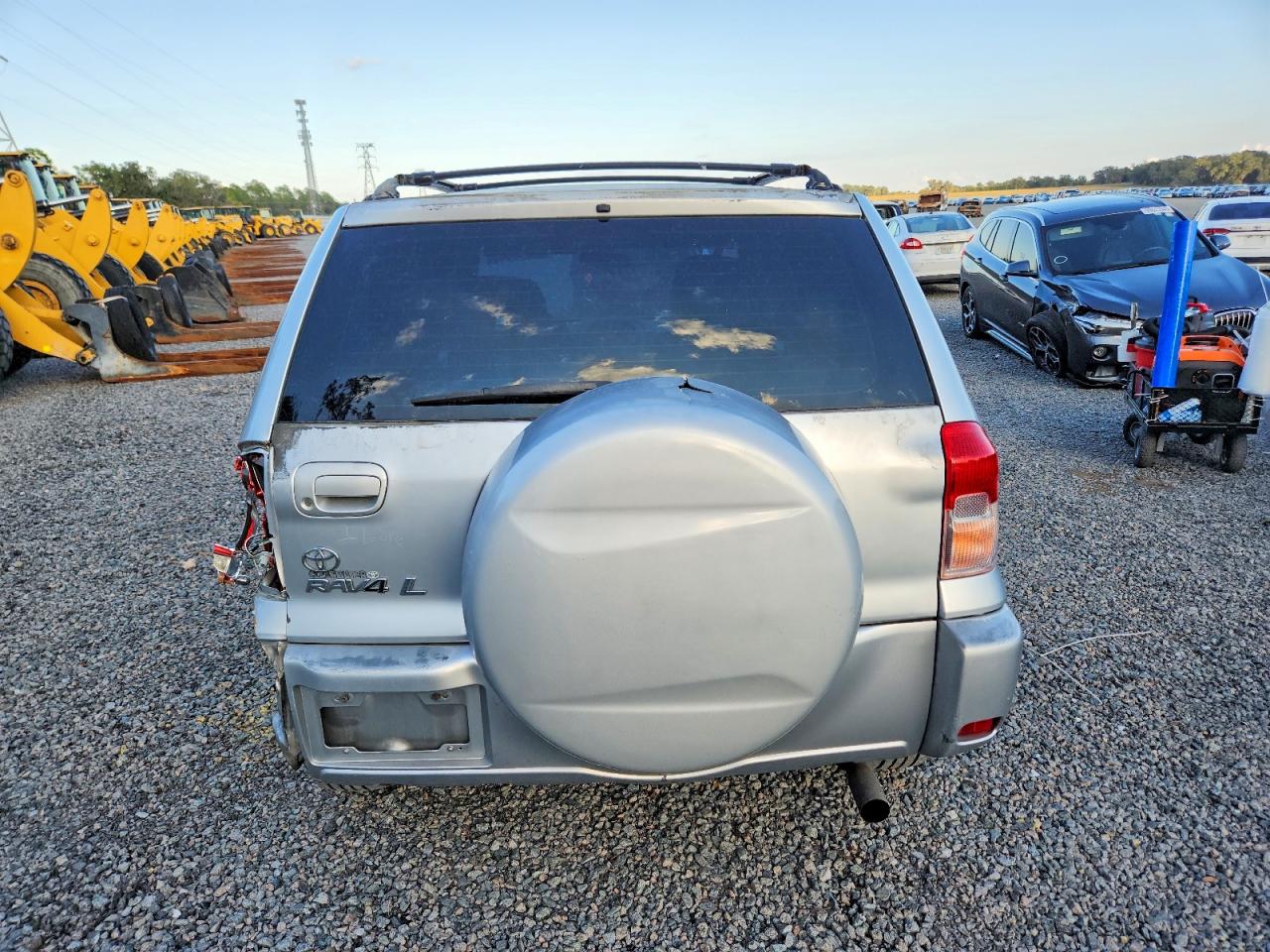 2002 TOYOTA RAV4 photo 6