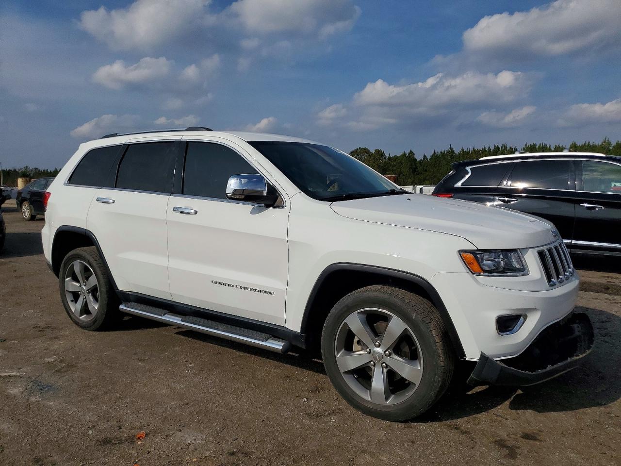 2015 JEEP GRAND CHEROKEE LIMITED photo 4