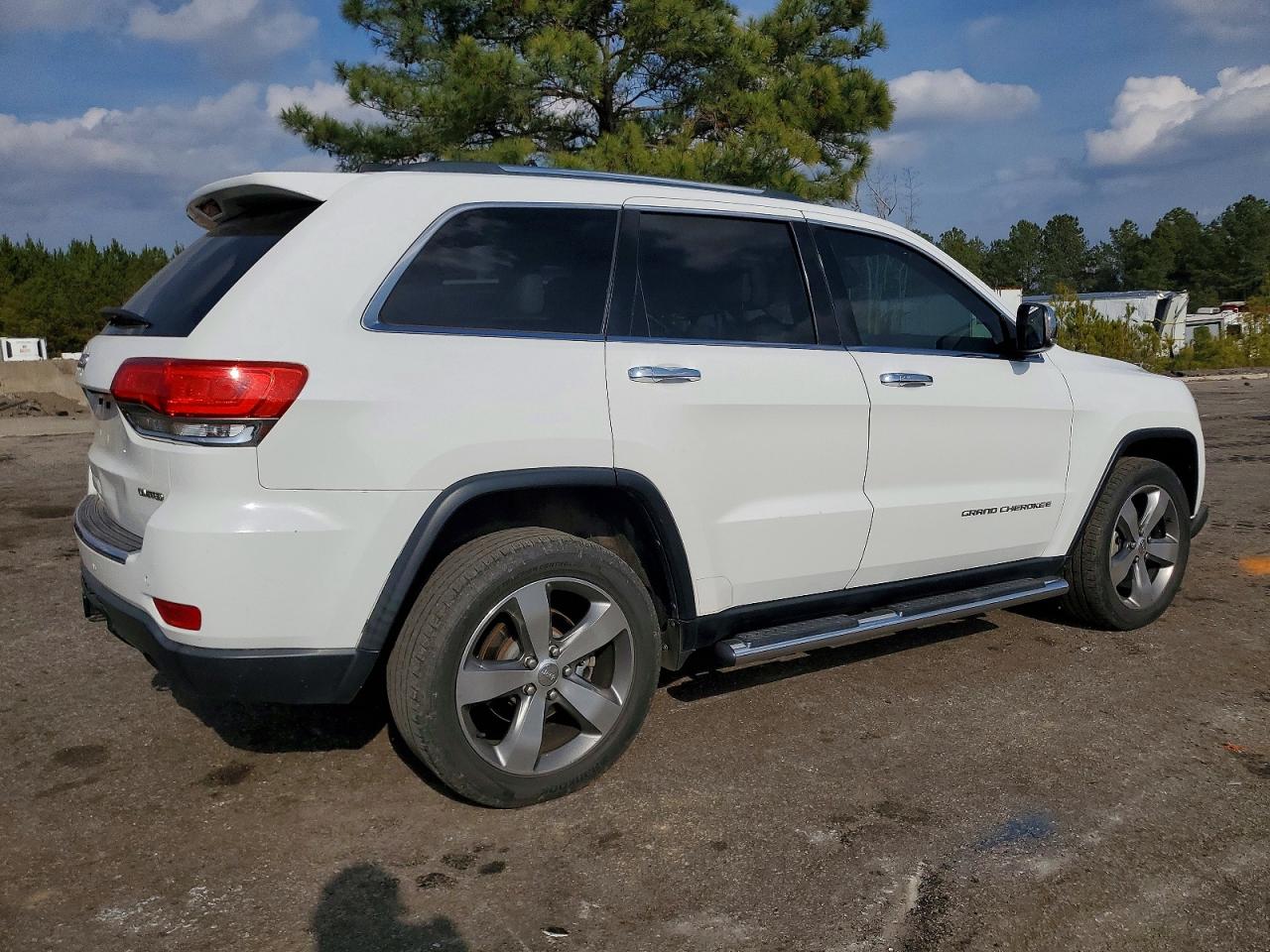 2015 JEEP GRAND CHEROKEE LIMITED photo 3