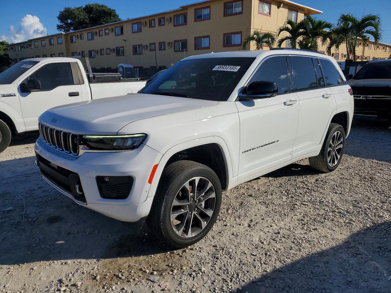 2022 JEEP GRAND CHEROKEE