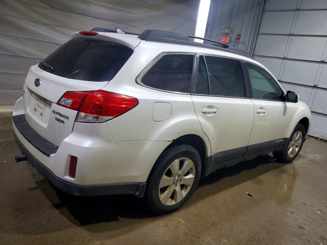 2012 SUBARU OUTBACK 3.6R LIMITED photo 5