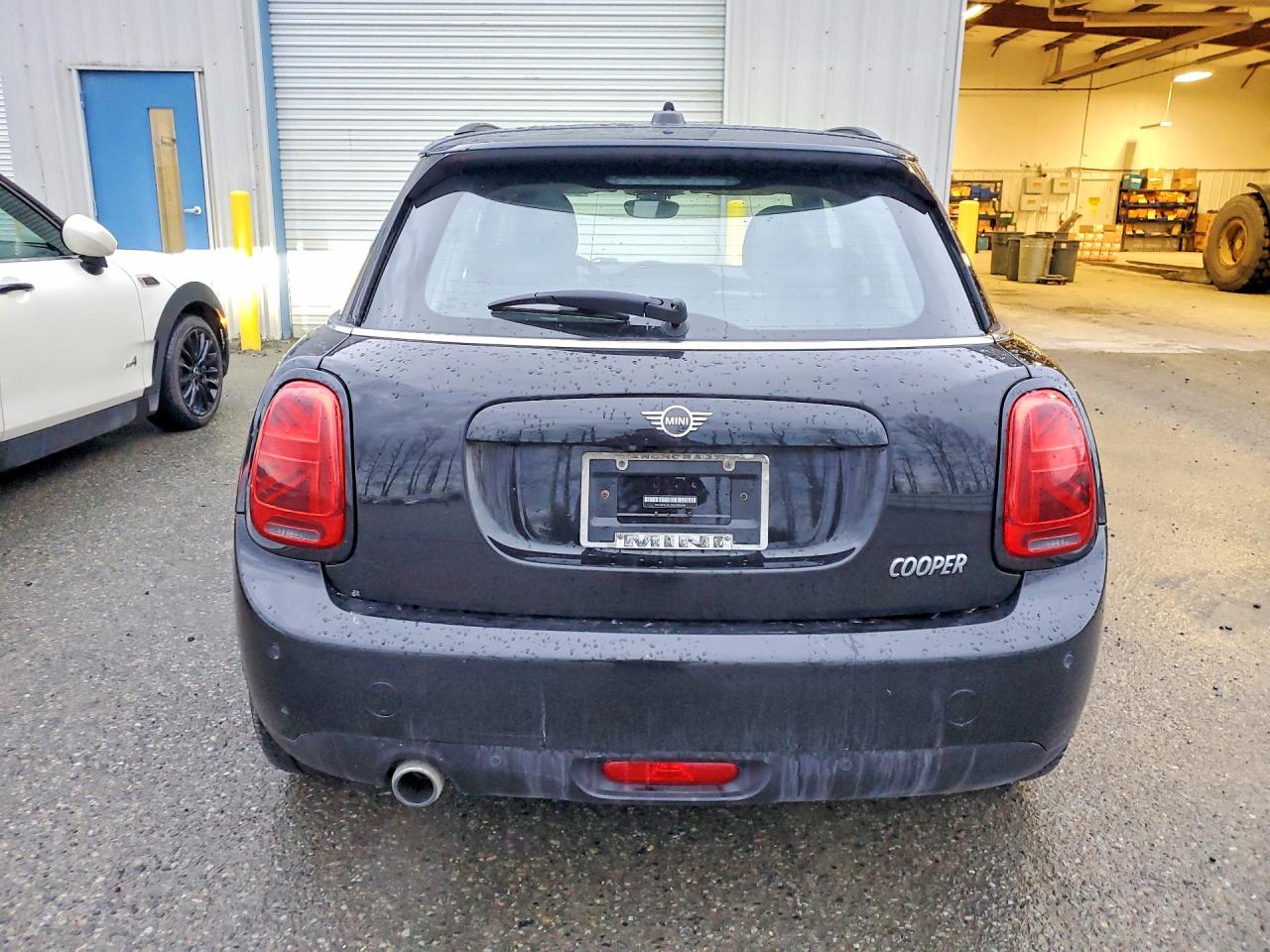 2019 MINI COOPER photo 11