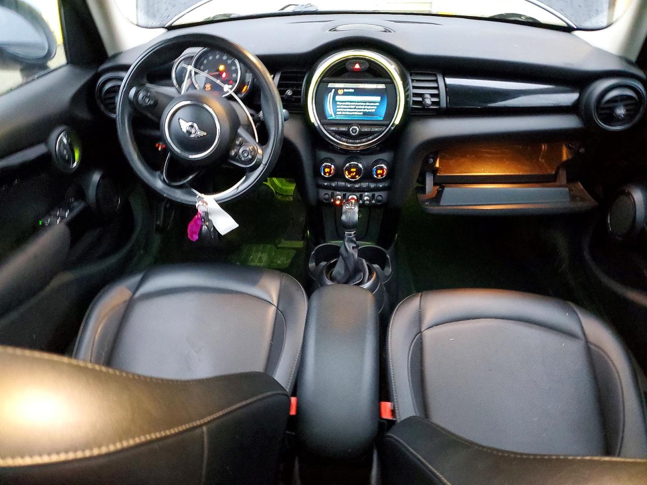 2019 MINI COOPER photo 15
