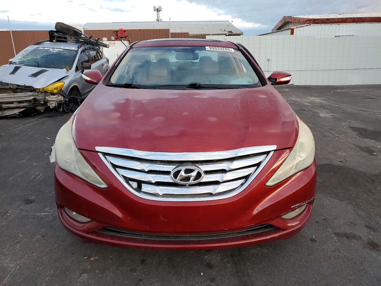 2011 HYUNDAI SONATA SE photo 9