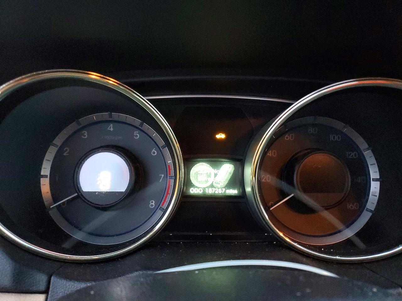 2011 HYUNDAI SONATA SE photo 17