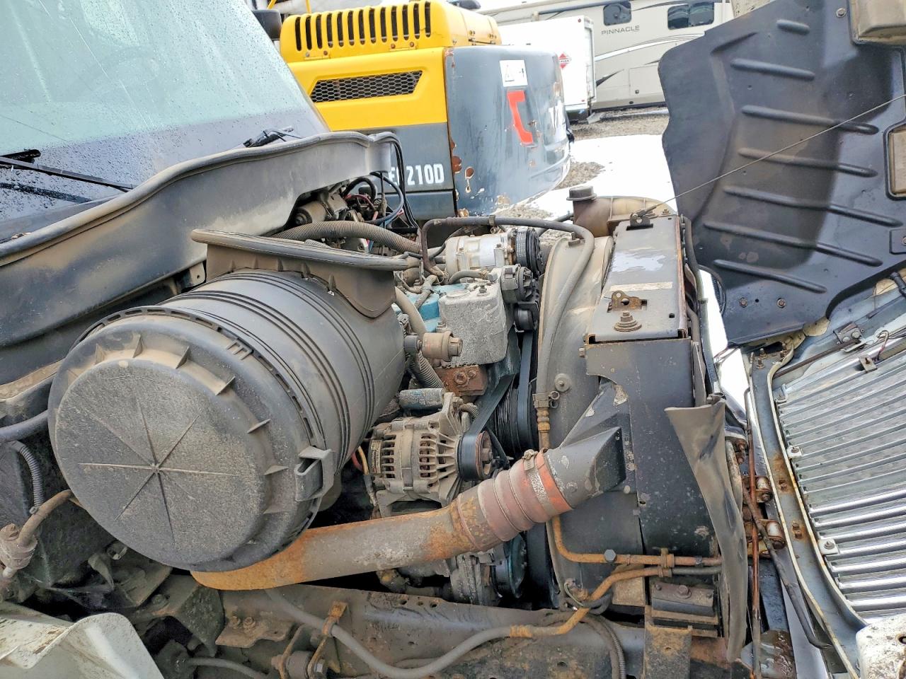2005 INTERNATIONAL 4000 4200 photo 11
