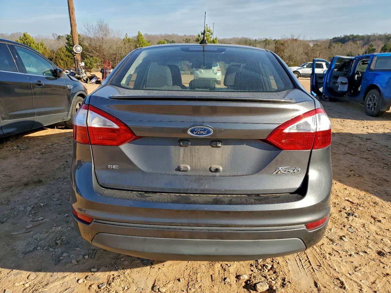 2015 FORD FIESTA SE photo 6