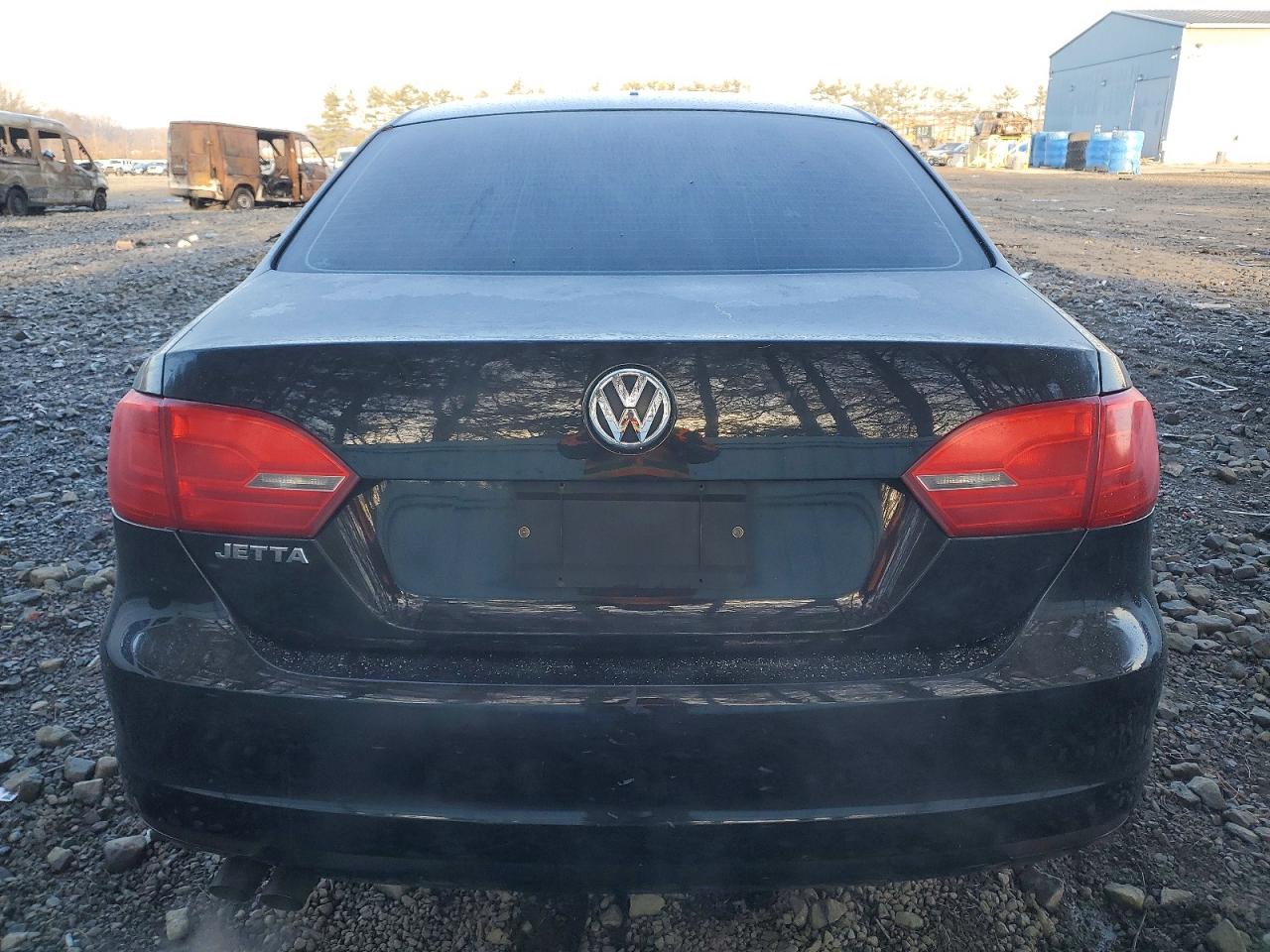 2014 VOLKSWAGEN JETTA BASE photo 6