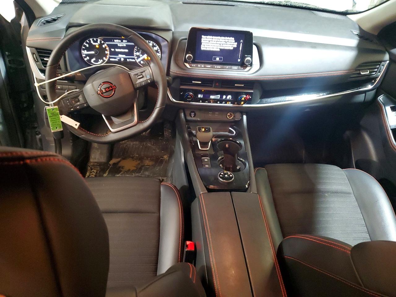2025 NISSAN ROGUE SV photo 8